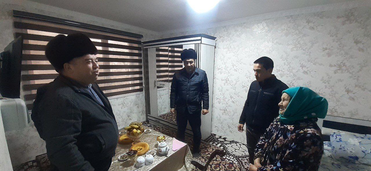 В Узбекистанском районе Ферганской области двоим воспитанникам домов «Мехрибонлик» выделены квартиры
