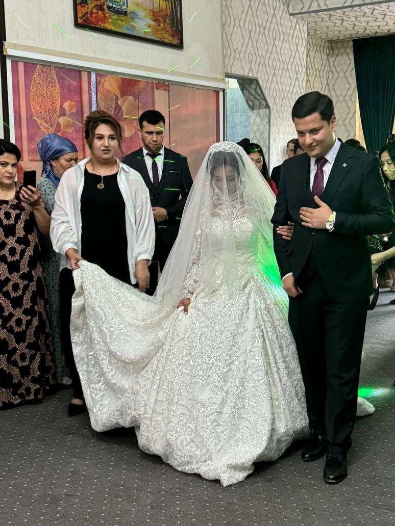 Будьте счастливы, Салима и Жамшидбек!