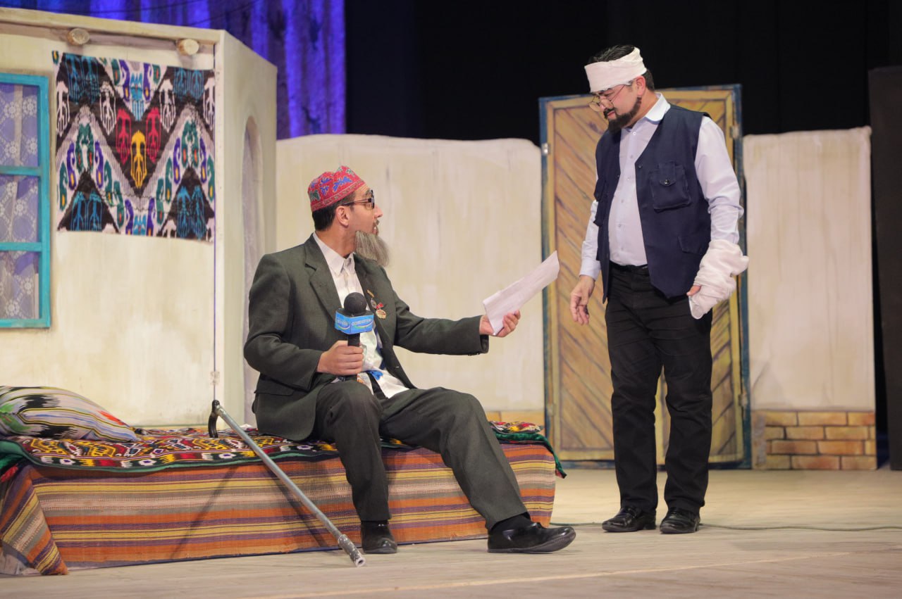 Teatrga tashrif gadjetlardan afzal