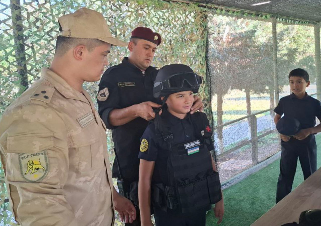 Milliy gvardiya Toshkent shahri bo‘yicha boshqarmasi harbiy qismida Olmazor tumanida joylashgan 326-sonli umumta'lim maktabining Jasorat sinflari o‘quvchi-yoshlari uchun ochiq eshiklar kuni tashkil etildi.