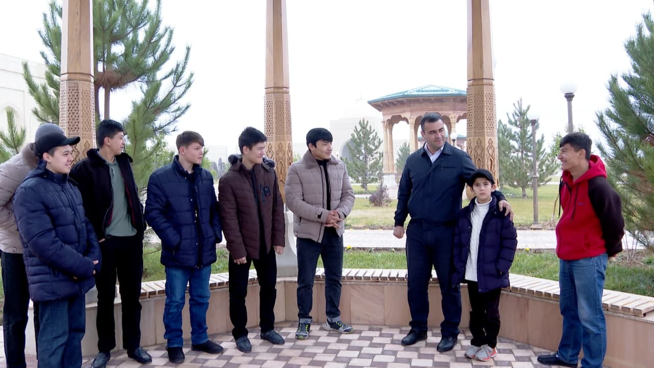 THE WINTER VACATION OF YOUNG PEOPLE FROM FAMILY ORPHANAGES IS GOING WELL