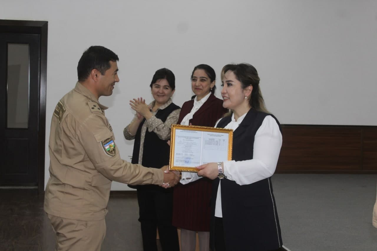 CERTIFICATES WERE PRESENTED TO THE TEACHERS WHO SUCCESSFULLY COMPLETED THE COURSE