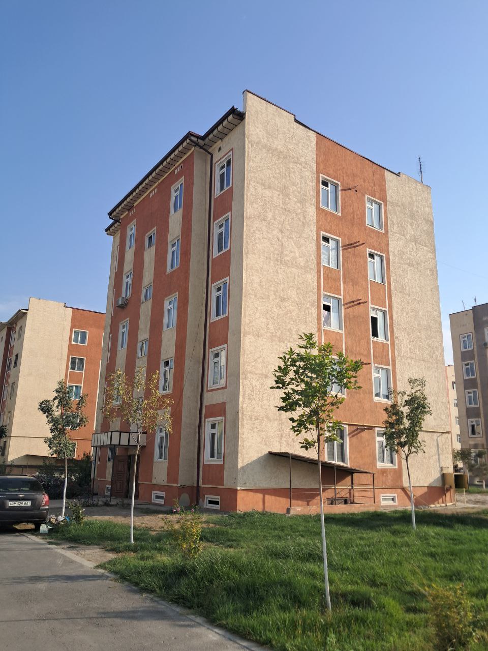 Бывшему воспитаннику Дома "Мехрибонлик" вручены ключи от квартиры