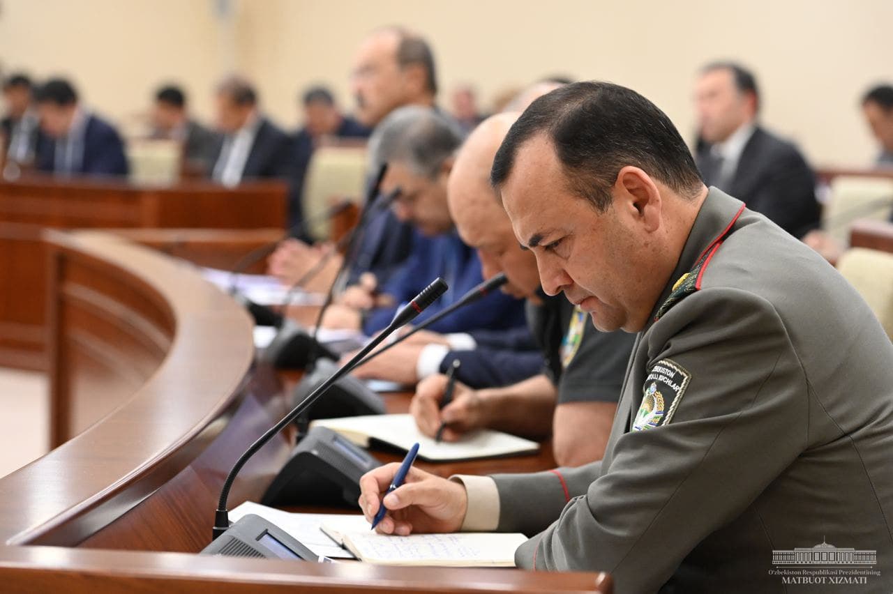 Yig‘ilishda oilaviy bolalar uylarini qo‘llab-quvvatlash masalasi ko‘rib chiqildi.