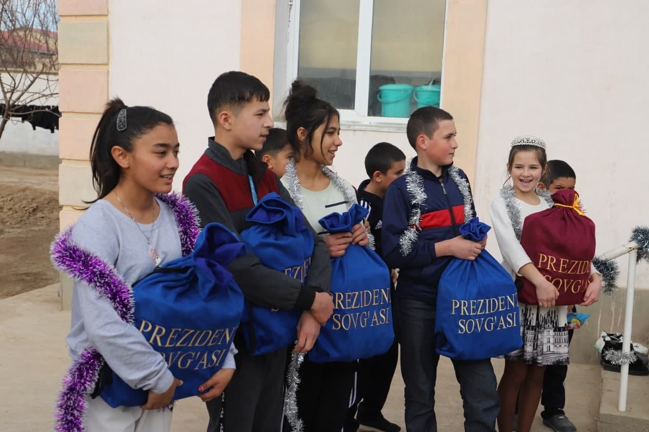 The children of the Family Orphanages were presented with Presidential gifts.