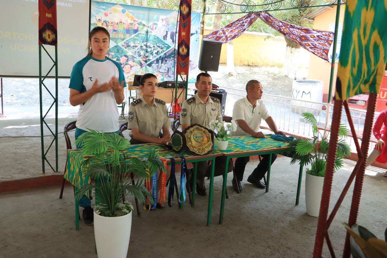 Milliy gvardiya Farg‘ona viloyati bo‘yicha boshqarmasi tomonidan yozgi ta’til davrida o‘quvchi yoshlar uchun ma’naviy-ma’rifiy va sport tadbirlar tashkil etilmoqda. Xususan, “Dolzarb 90 kun” dasturi doirasida o‘tkazilgan “Sportchi va yoshlar” uchrashuvi hamda sport musobaqalari yoshlar o‘rtasida katta qiziqish uyg‘otdi.