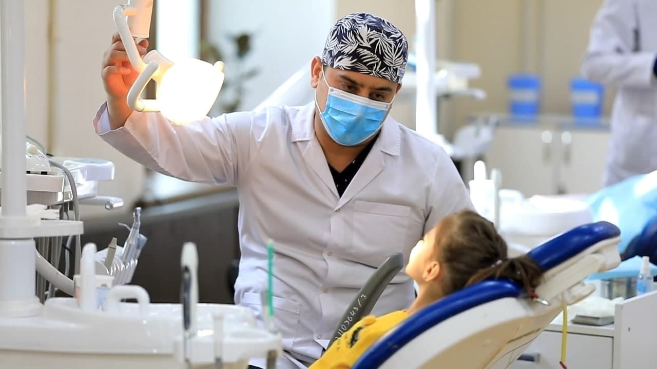 STUDENTS UNDER THE CONTROL OF A DENTIST