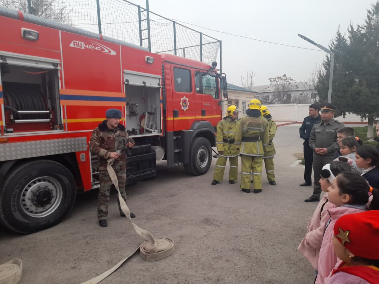 HOW PUPILS HOUSE OF MERCY NO. 29 IN JIZZAKH PLAYED FIREMEN