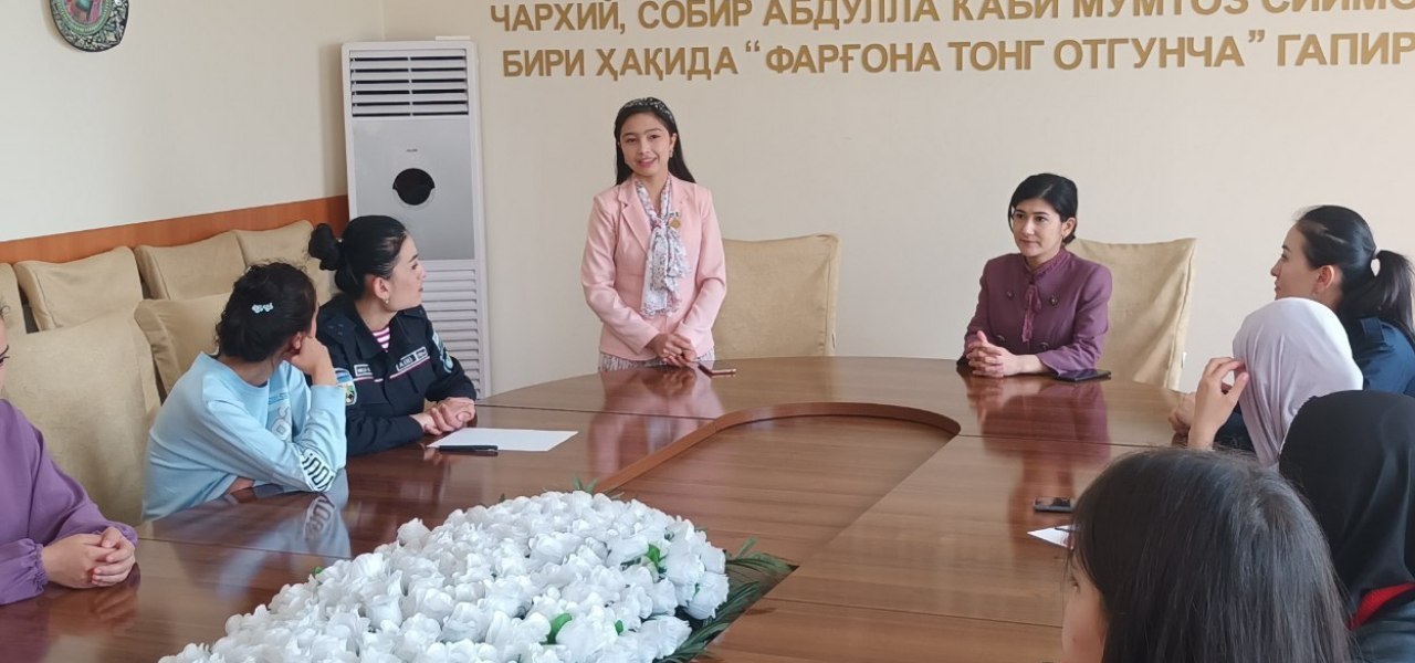 Iqtidorli yozuvchilar ishtirokidagi uchrashuvlar yoshlarda adabiyotga boʻlgan qiziqishni uyg‘otadi.