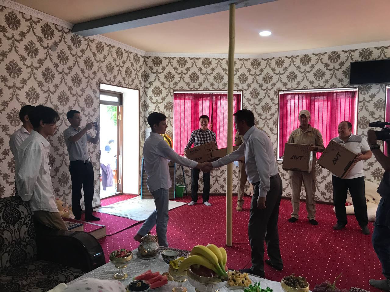 “Mehr daftari”ga kiritilgan bolalarning istaklari amalga oshirilmoqda