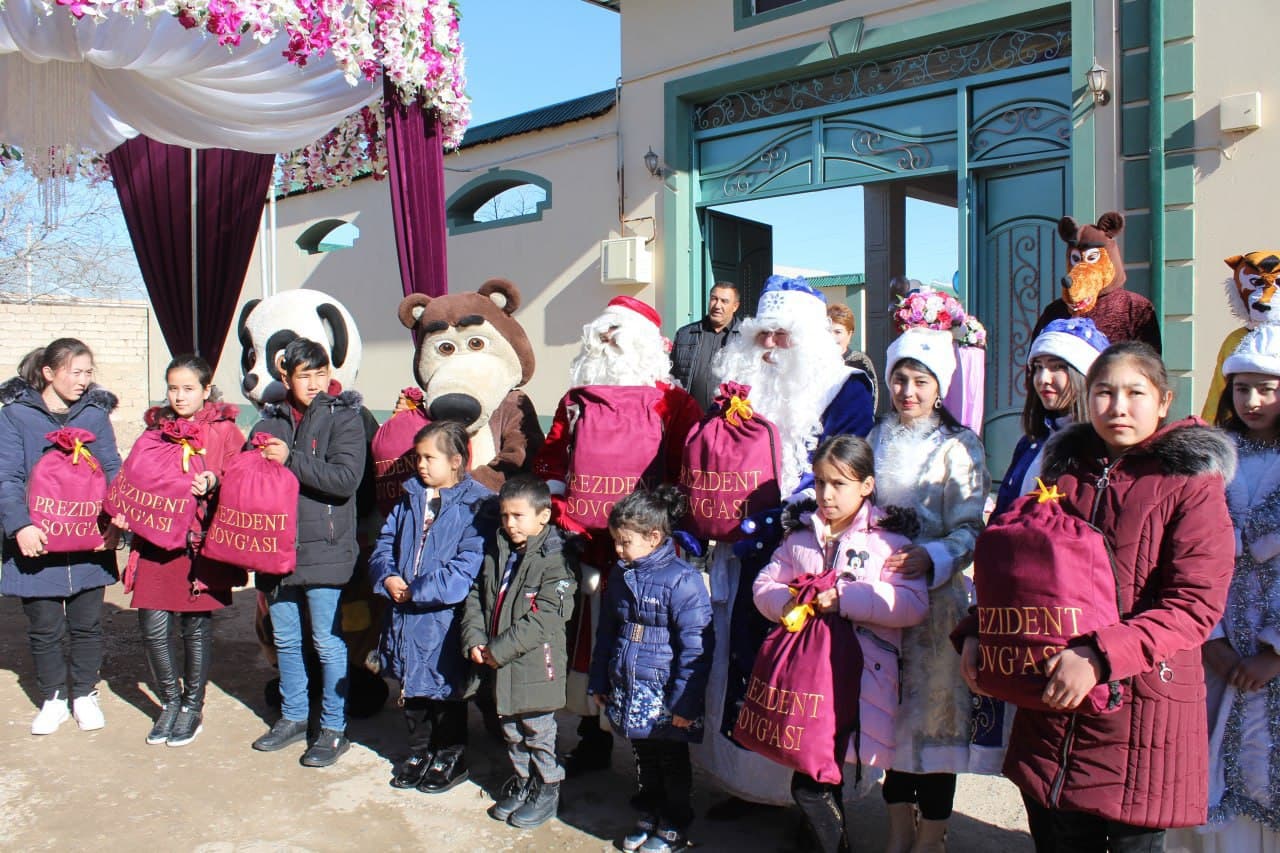 The President's gift was handed over to the inmates of the Karshi Family.