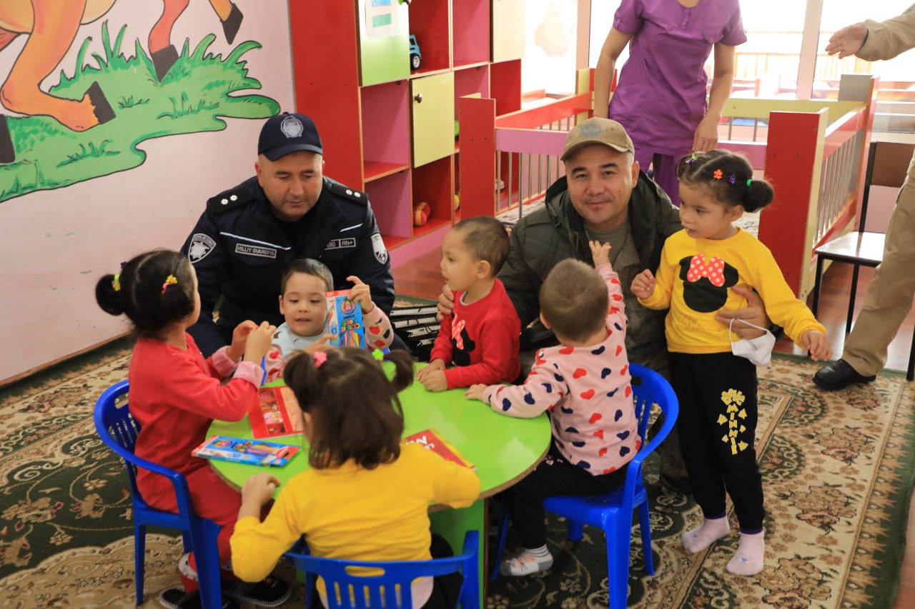 Bolalarga g‘amxo‘rlik ko‘rsatish, ularni baxtli qilish - oldimizda turgan oliy maqsadlardan biridir